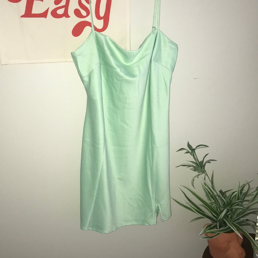 Princess Polly lime green dress